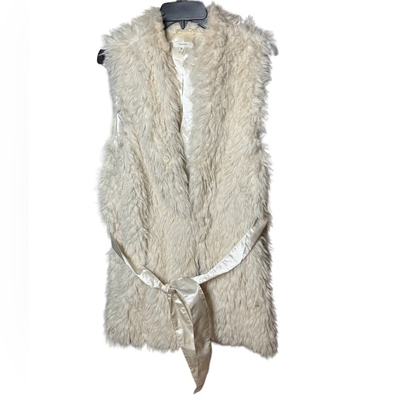 Maurice’s Women’s Faux Fur Open Front Plus Size Vest with Belt - Picture 1 of 6